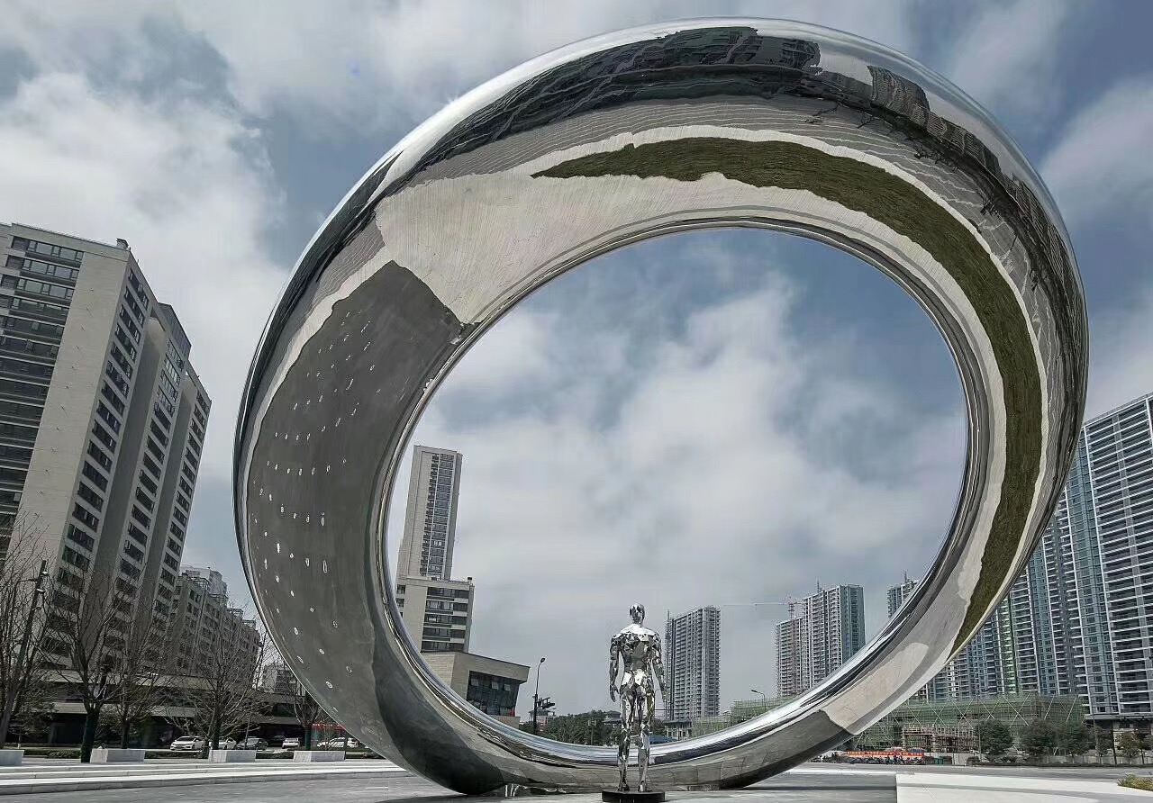 Monumental Mirror Ring Installation
